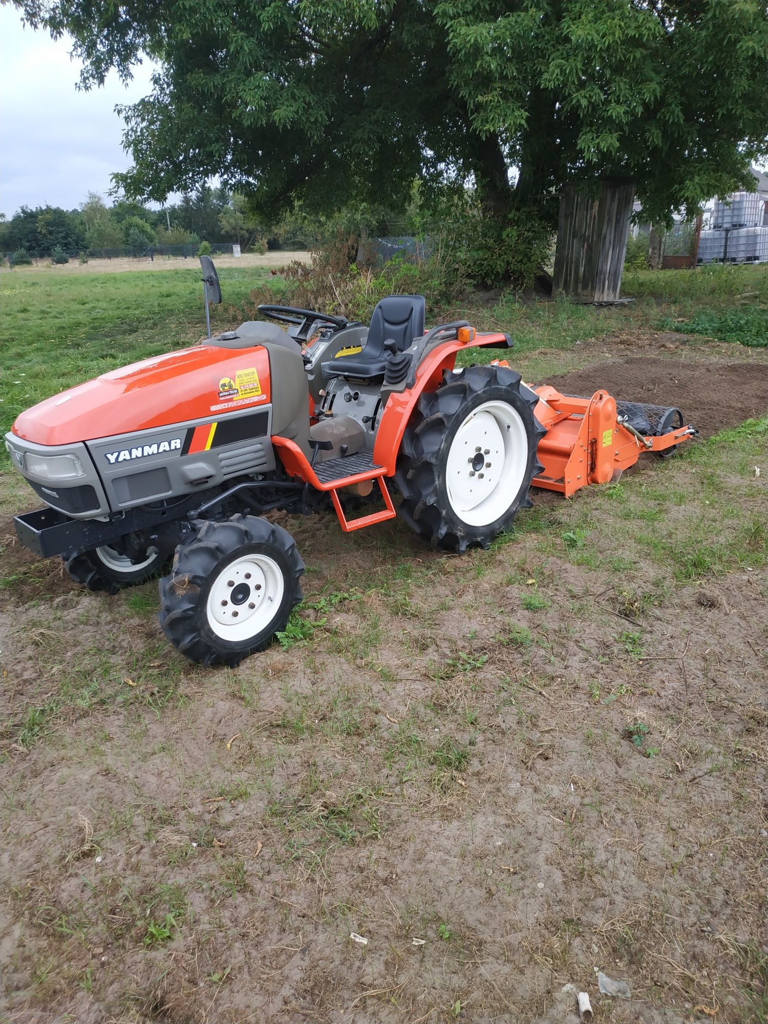 Usługi usługa glebogryzarką separacyjną, koszenie nieużytków farm