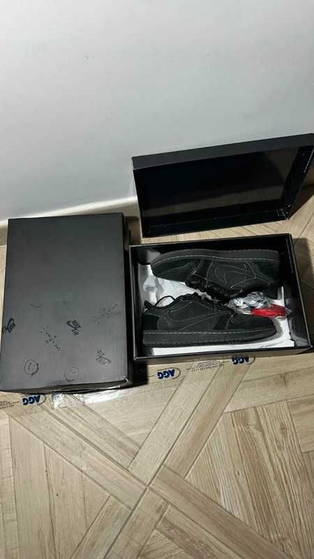 Travis Scott Black Phantom  Jordan 1 Retro Low OG SP 43