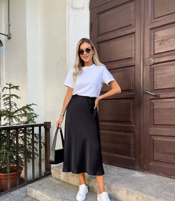 Шовкова спідниця