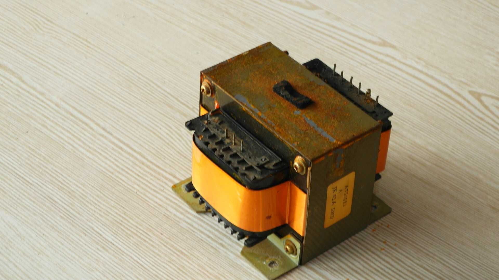 PIONEER A-616 wzmacniacz czarny