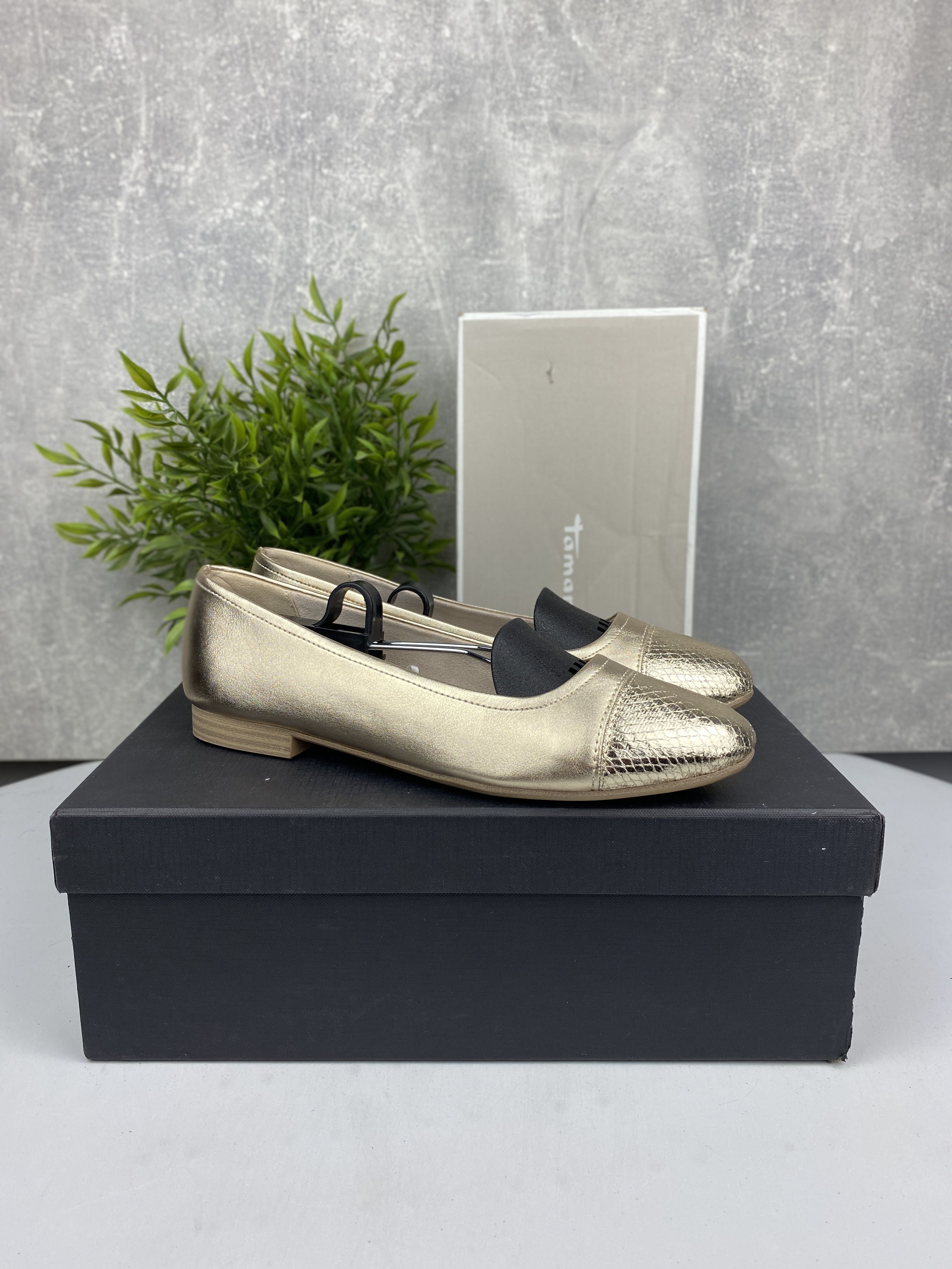 Bardzo dobre / buty półbuty baleriny / Tamaris / r. 37