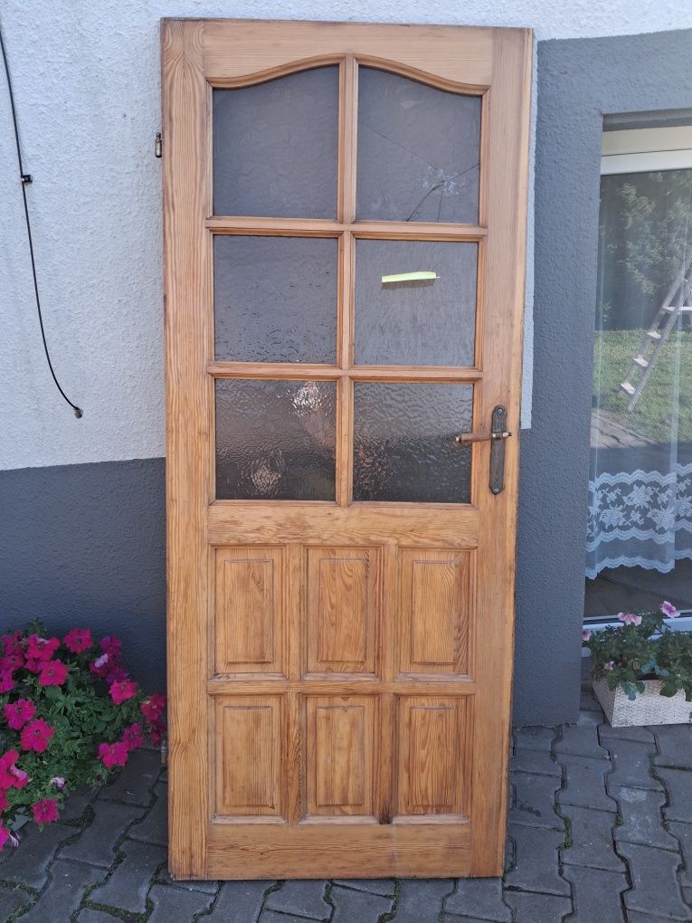 Drzwi drewniane 80 i 70