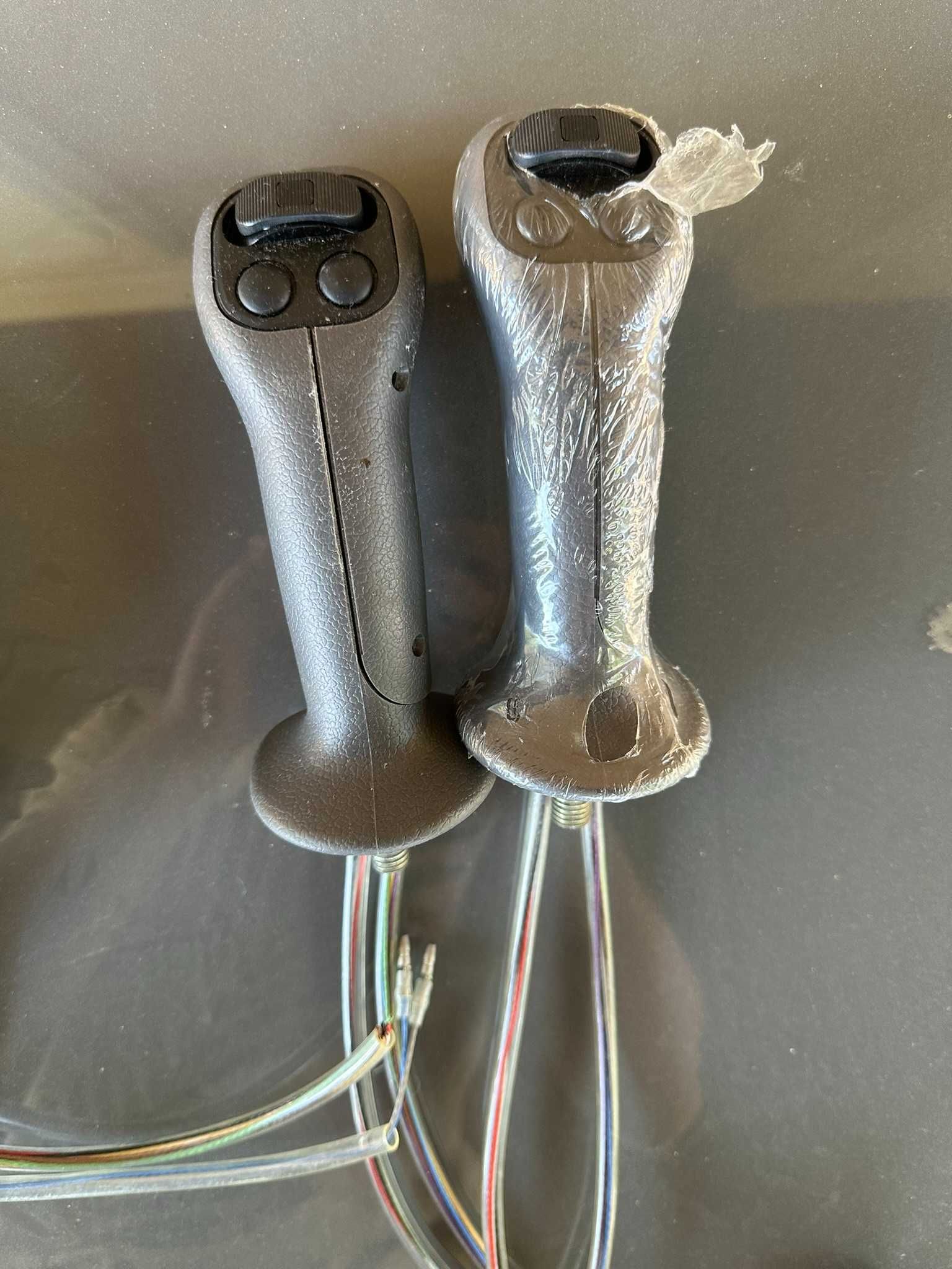 Joystick do koparki ładowarki CAT JCB Volvo Rototilt Engcon