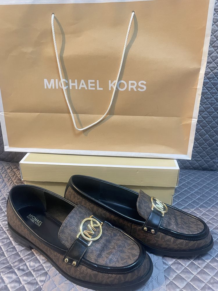 Michael Kors eleganckie mokasyny