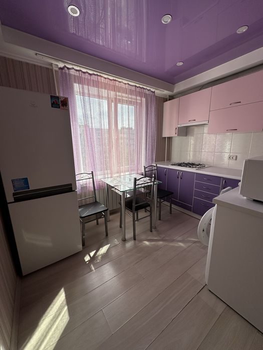 Посуточно ЦЕНТР Малый рынок 1комн люкс подобово центр малий