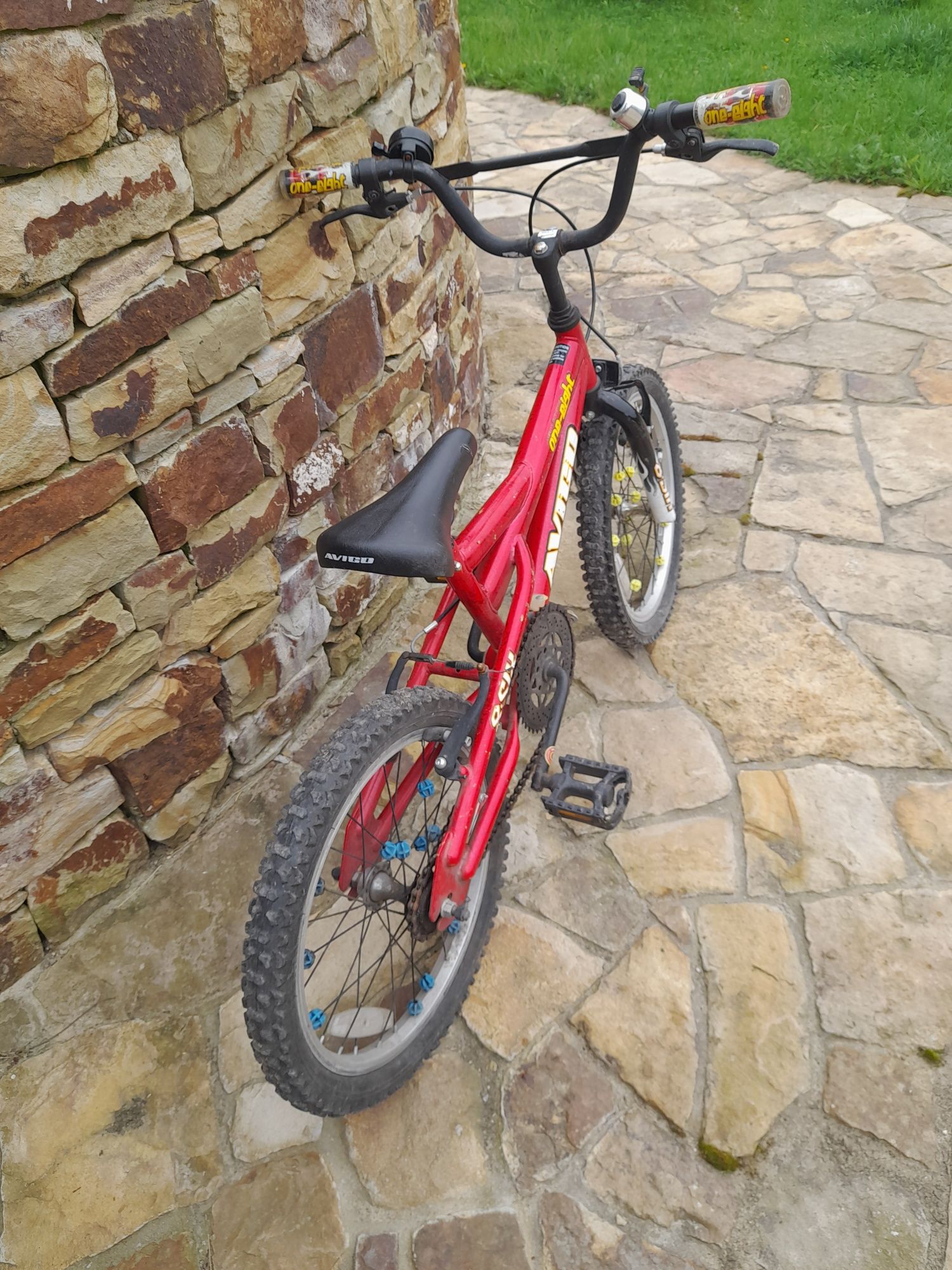 Rowerek rower  Avigo kola 18" czerwony