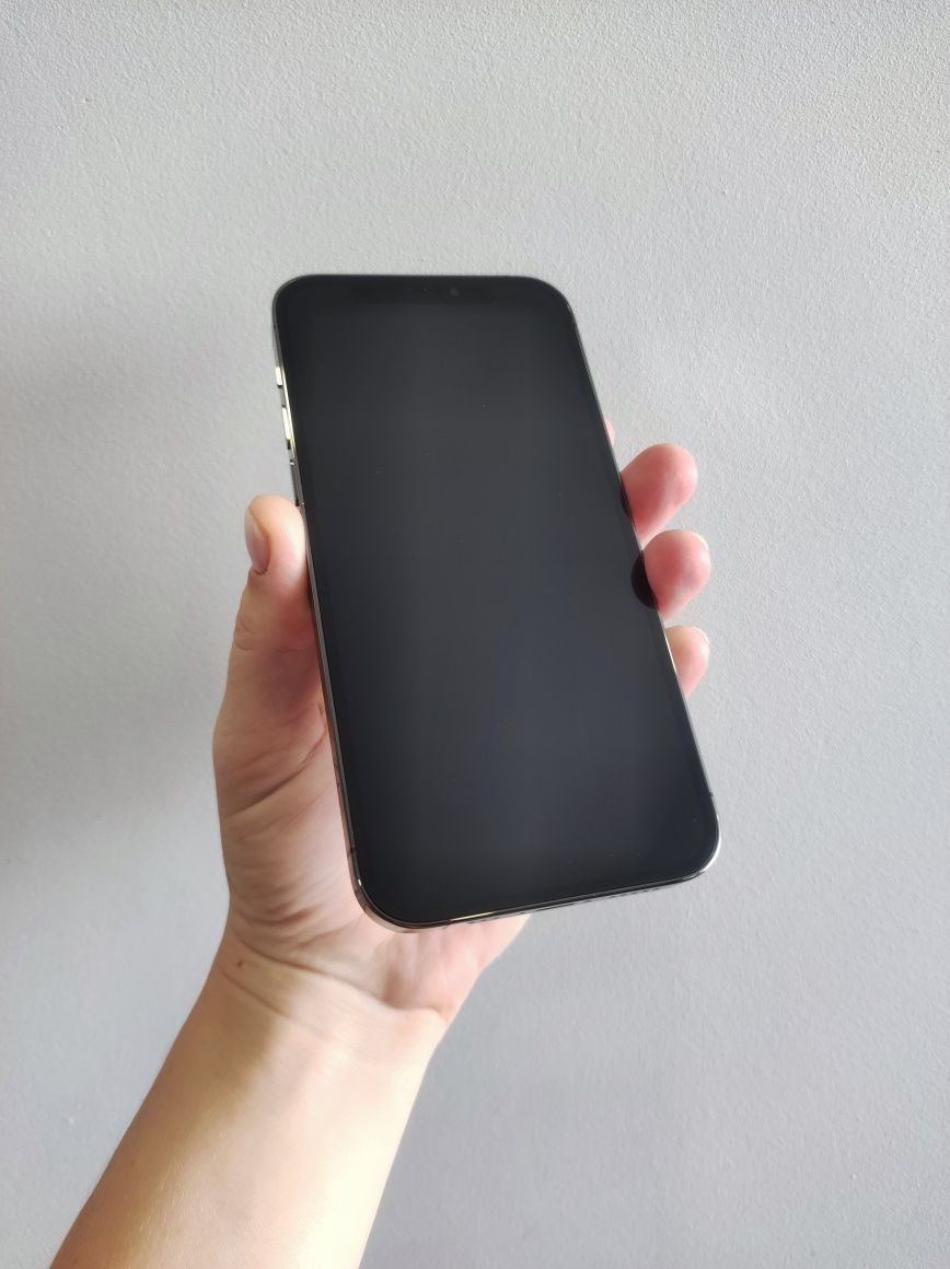 Идеал Neverlock  iPhone Apple 12 Pro 256 GB Graphite