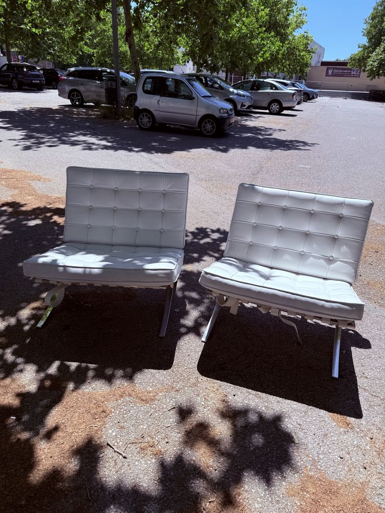 Cadeiras Estilo Barcelona ( Ler Descrição)