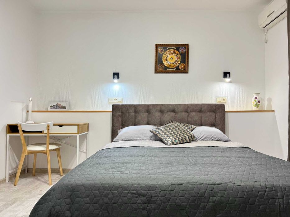 2-3 кімнатні люкс  в центрі.