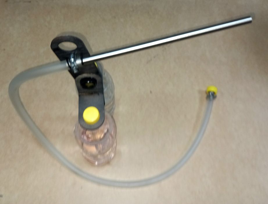 Пневматична катапульта до моделей ракет.