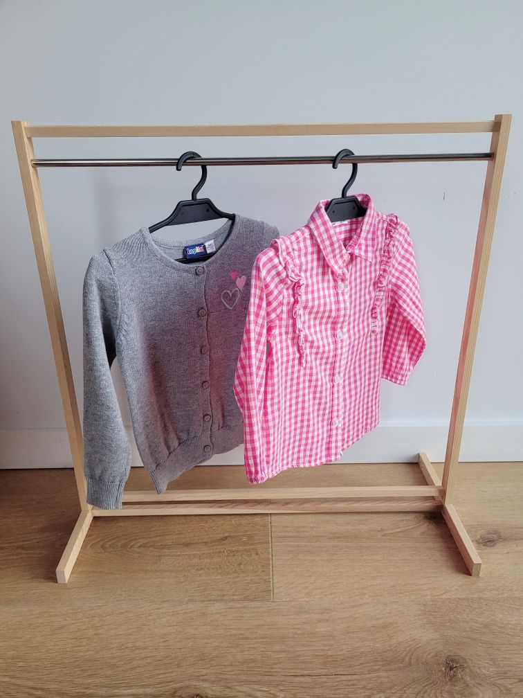 [1] Szary sweterek firmy Lupilu w rozm.  86/92 i różowa  koszula firmy