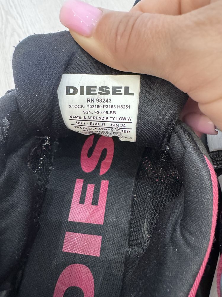 Кросівки Diesel 37