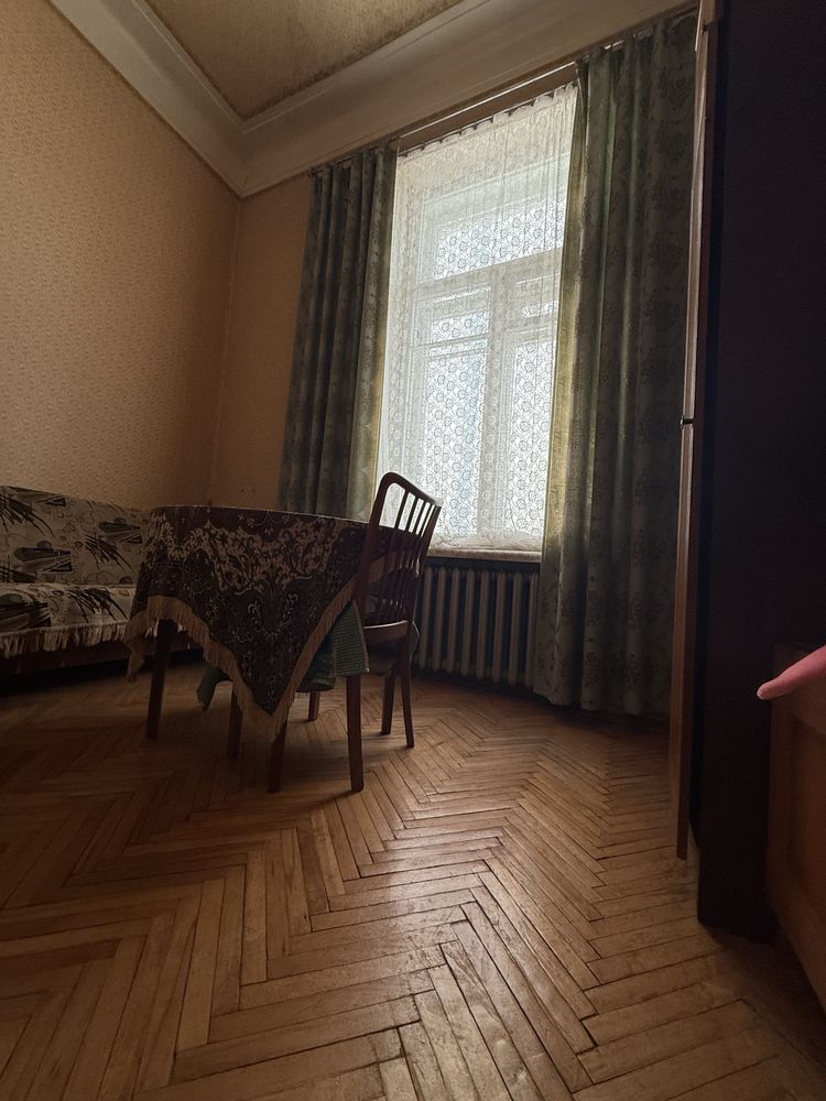 Продам 3 кімнатну квартиру рн центр міста
