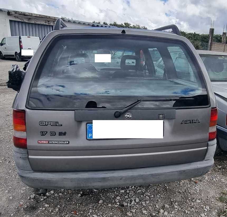 Para peças Opel Astra F Caravan 1.7 D ano 1992