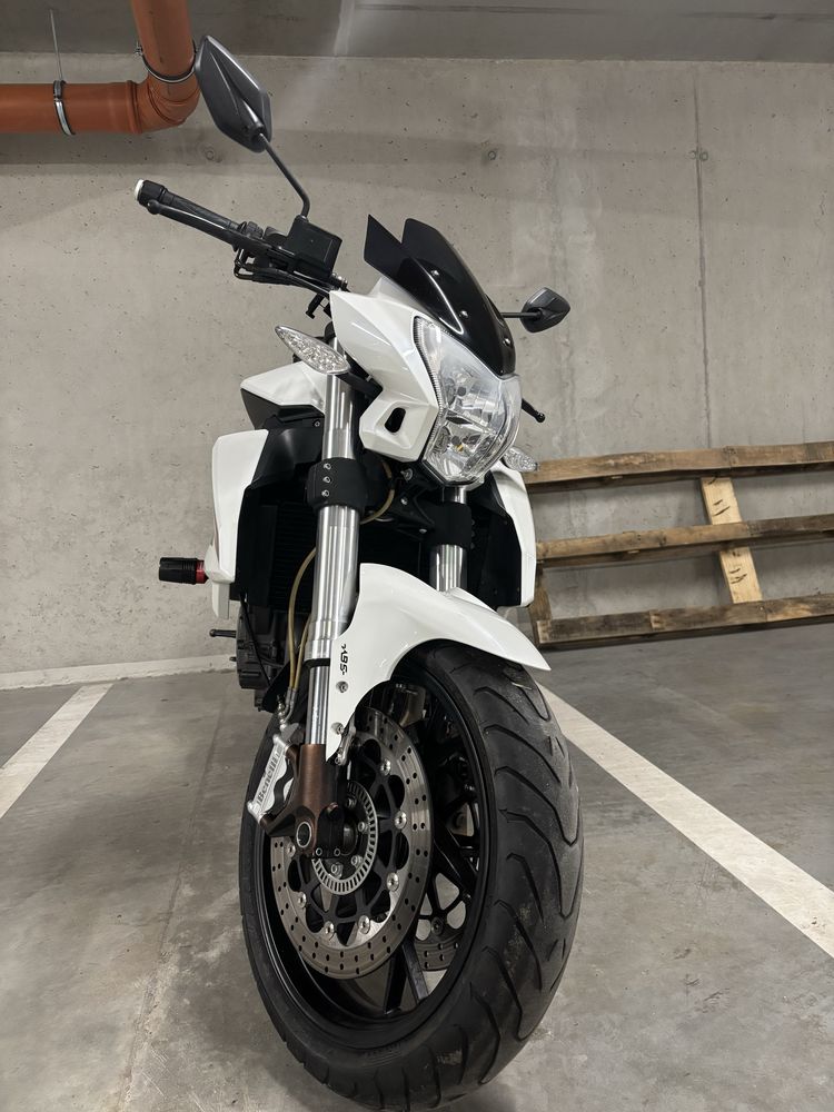 Benelli bn 600(tnt)