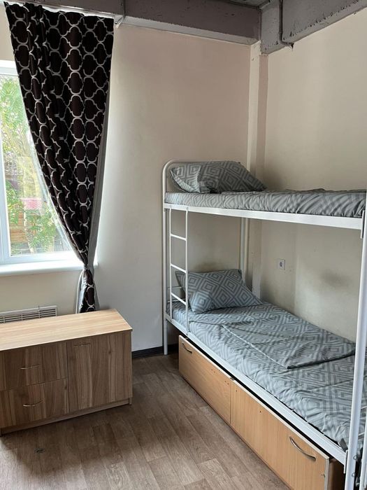 Нові кімнати з кухнею та санвузлом поруч вокзал, шпиталь. Від власника