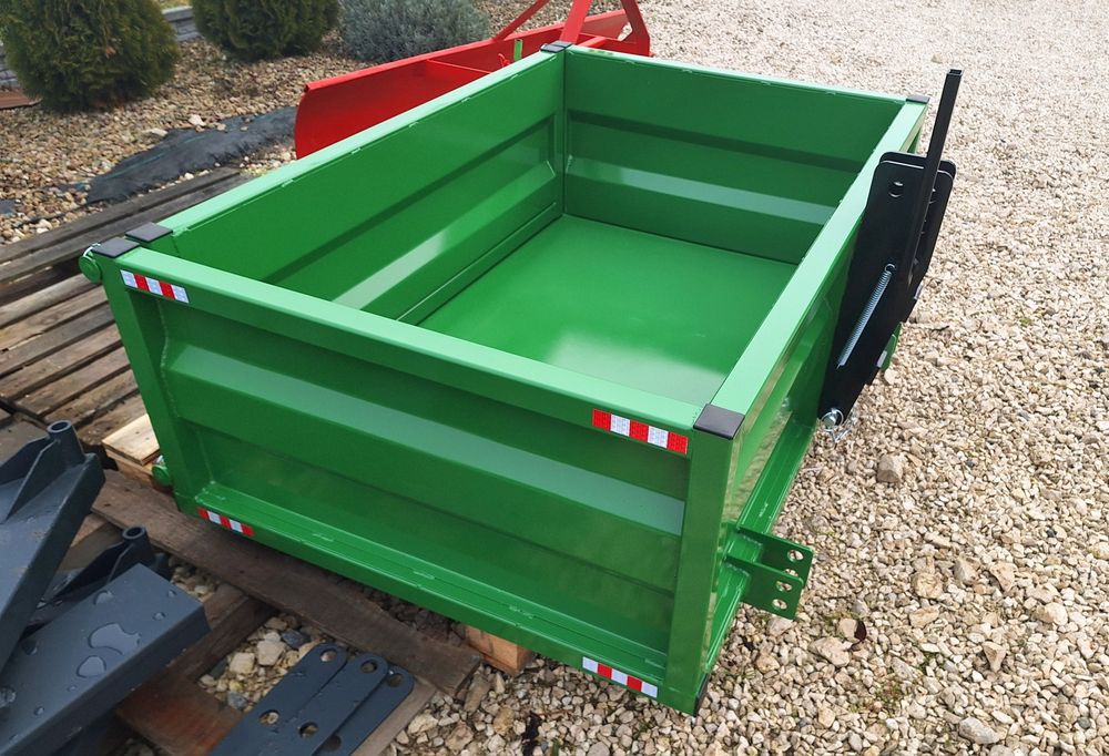 Na TUZ skrzynia transportowa do ciągnika i minitraktorka