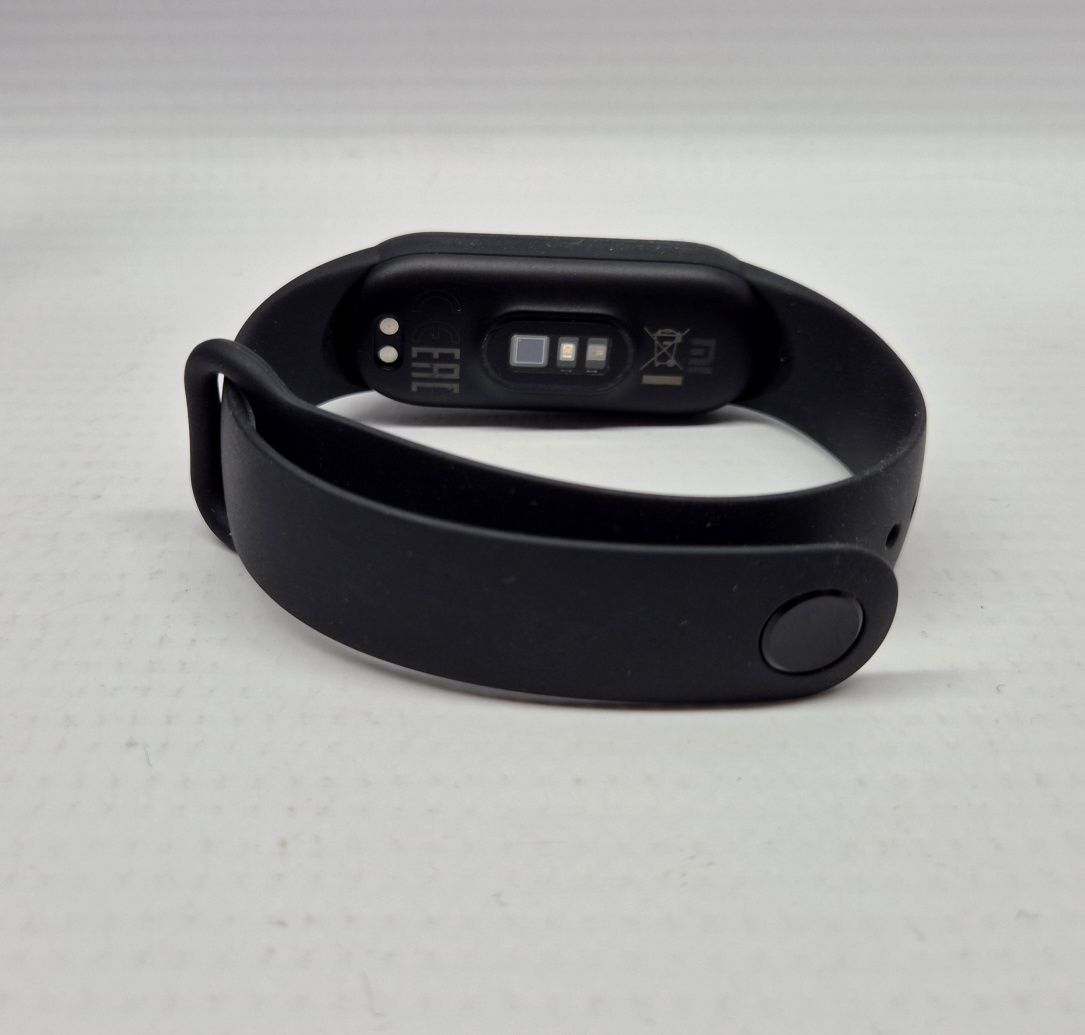 Opaska sportowa XIAOMI MI BAND 6 z wadą, Komis Jasło Czackiego