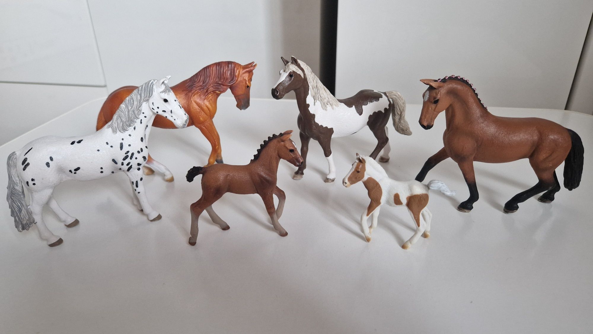 Schlesch figurki  konie
