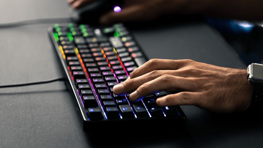klawiatura mechaniczna g80-300n rgb tkl opis de