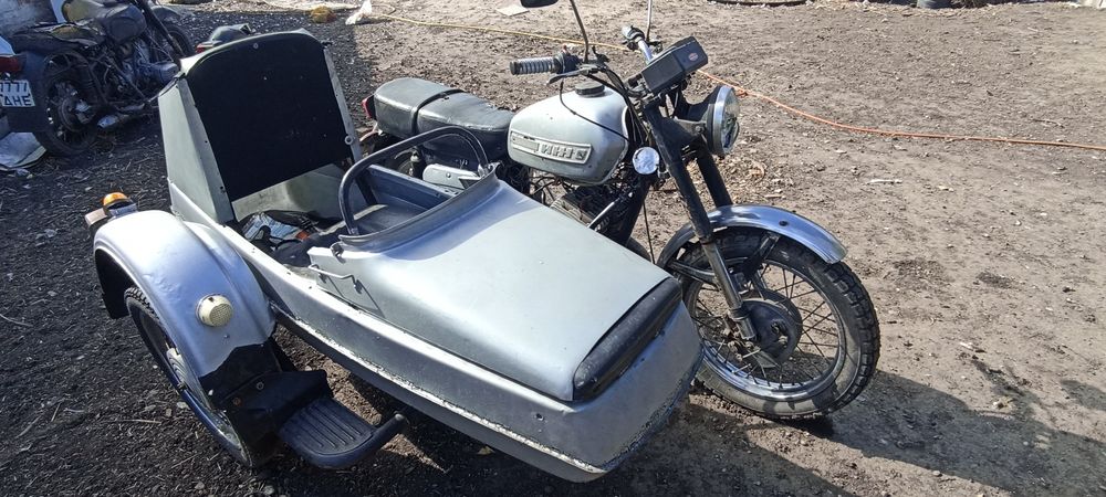 Продам Иж юпитер 5 ( не на ходу )