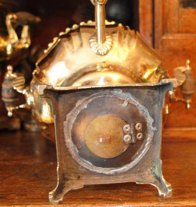 Антик. малий робочий самовар ріпка фігурна ложчата