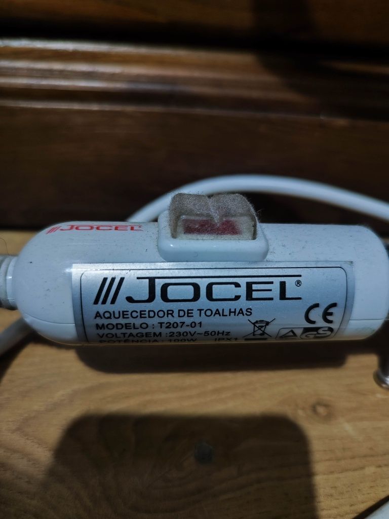 Aquecedor de Toalhas Jocel