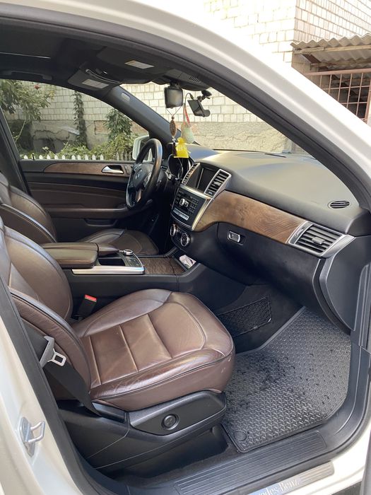 Mercedes ML 350 W166