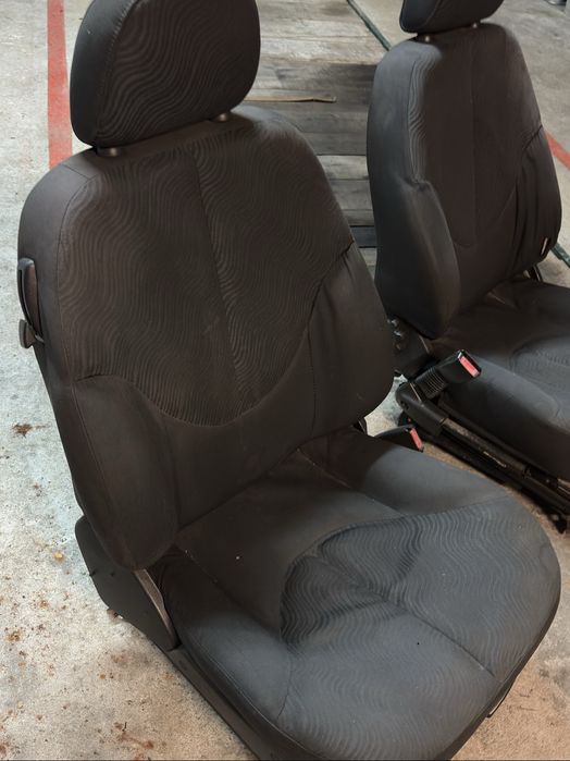 Bancos rover 25 com pouco uso