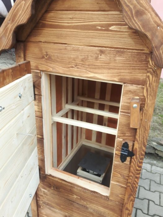Wędzarnia drewniana.Podwójne ściany, komora olchowa..