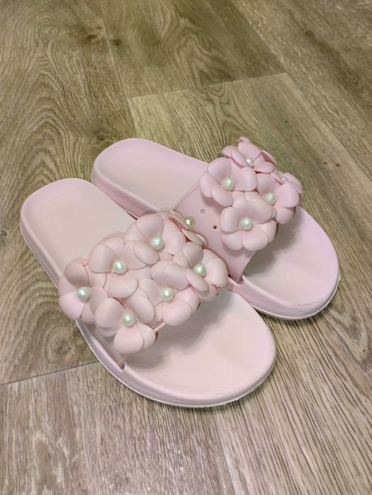 Шльопанці тапочки пляжні 36 р. 23,5 см