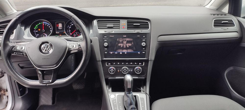 Продам терміново!!! GOLF +,2019рік , 36кіловат