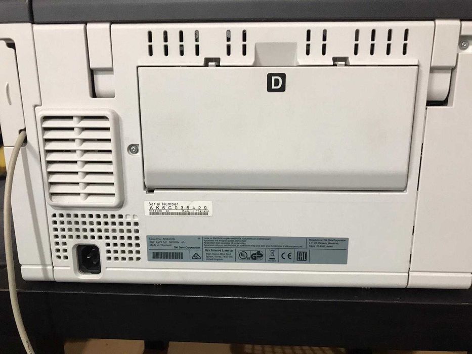 Impressora OKI (ótimo estado)