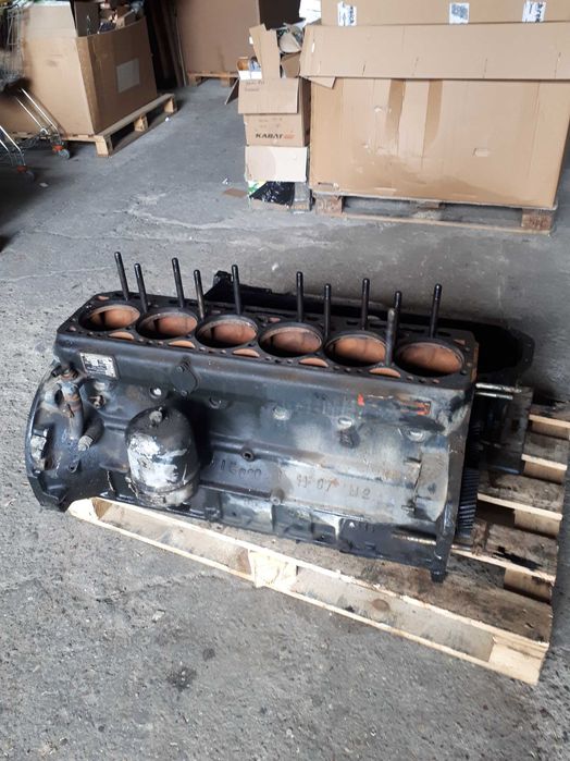 Blok silnika Zetor Ursus 6 cylindrowy. Jak nowy. 500 mth. Polecam