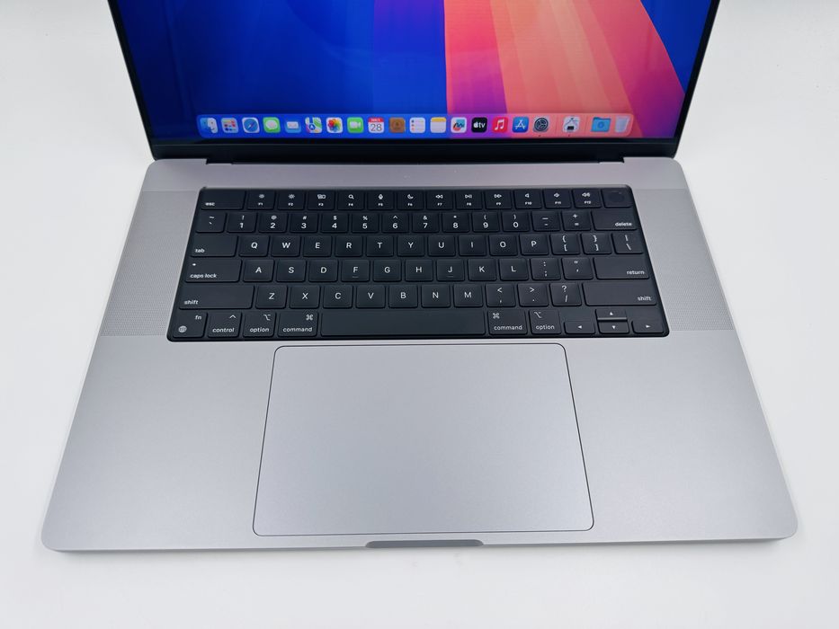 56 циклів Macbook Pro 16 2021 M1 Pro 10/16C 32GB RAM 512GB SSD IL6550