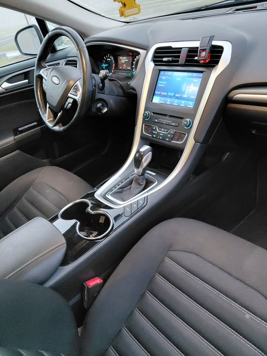 Sprzedam samochód osobowy