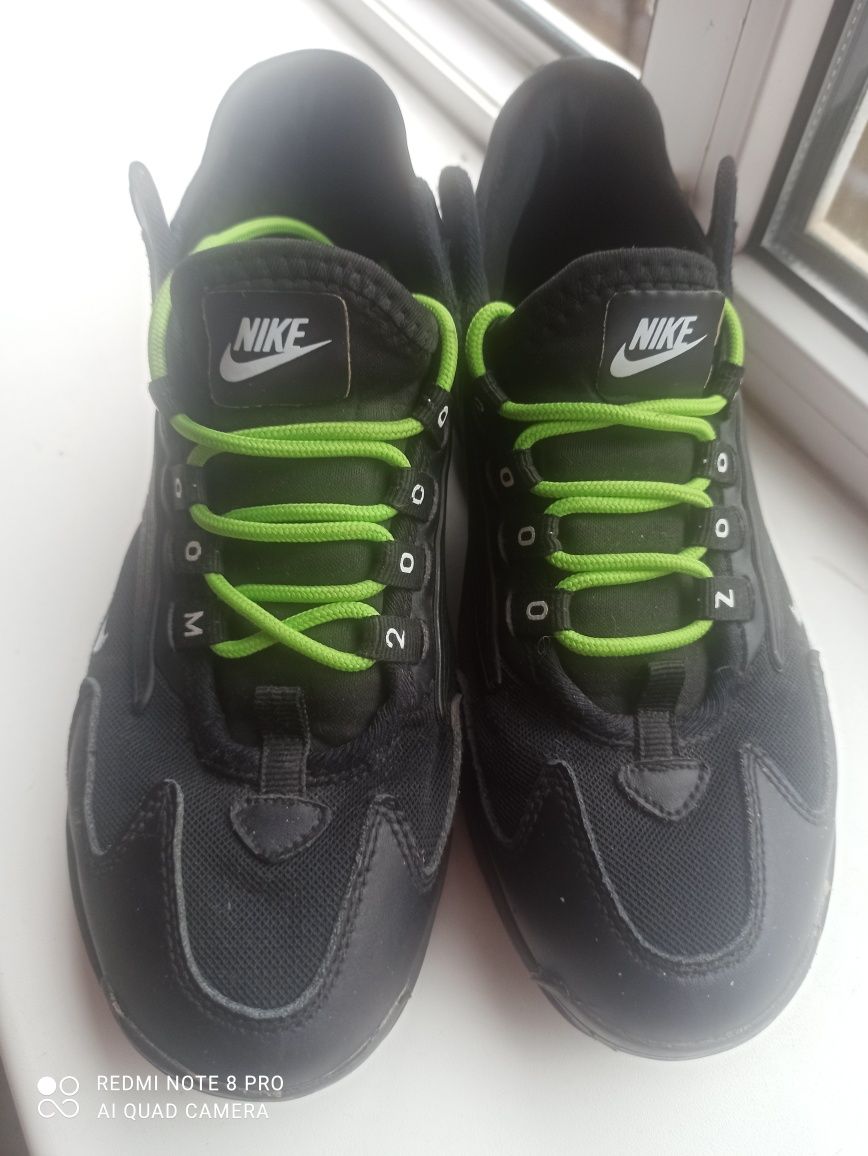 Кроссовки мужские Nike Air Zoom 2000