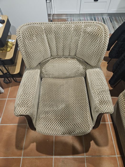 Poltrona Sofa de 1 lugar muito comodo.
