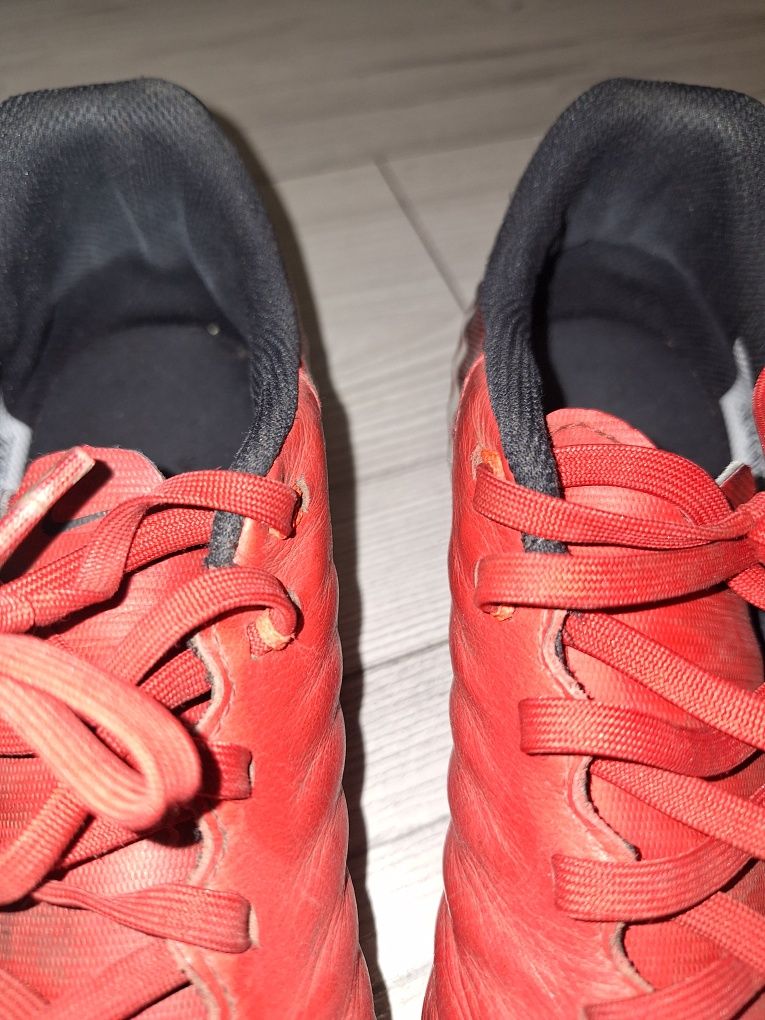 Korki piłkarskie rozmiar 42,5 Nike Tiempo