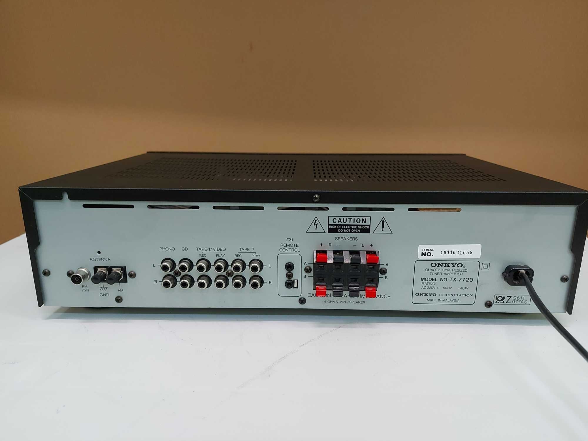 amplituner Onkyo TX-7720