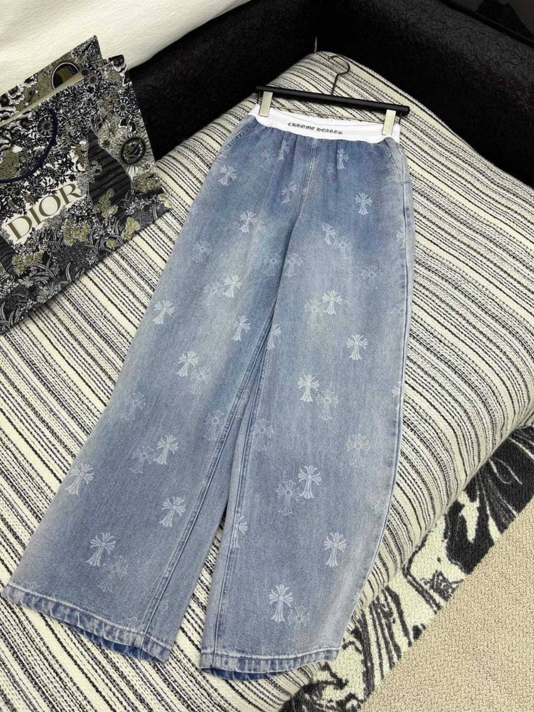 jasne, letnie jeansy Chrome Hearts