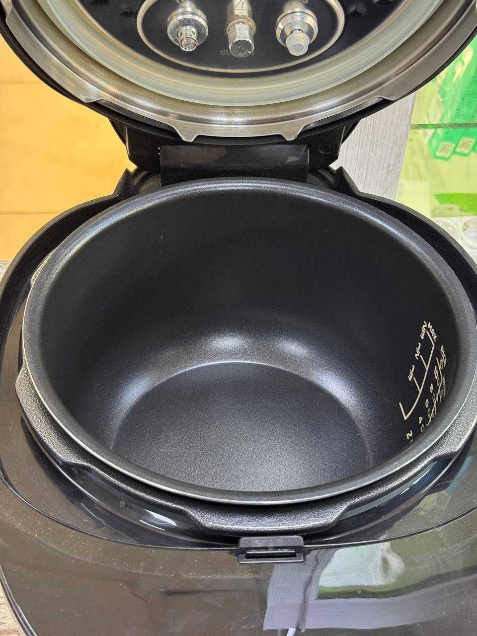 Мультиварка-скороварка PHILIPS All-in-One Cooker HD2151