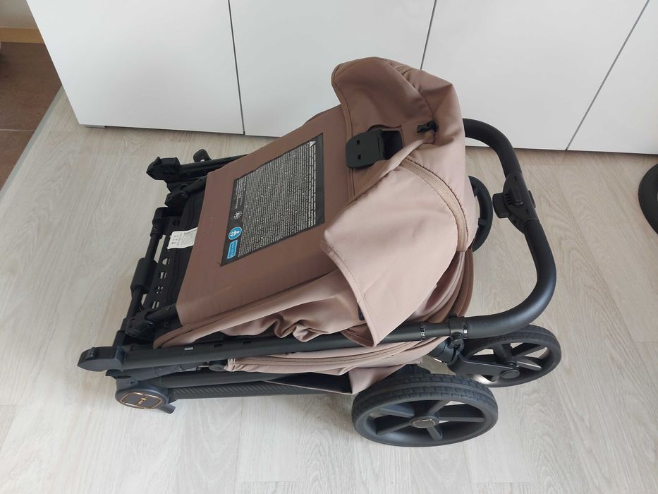 Wózek Spacerowy Carrello Bravo Carbon / Jak Nowy