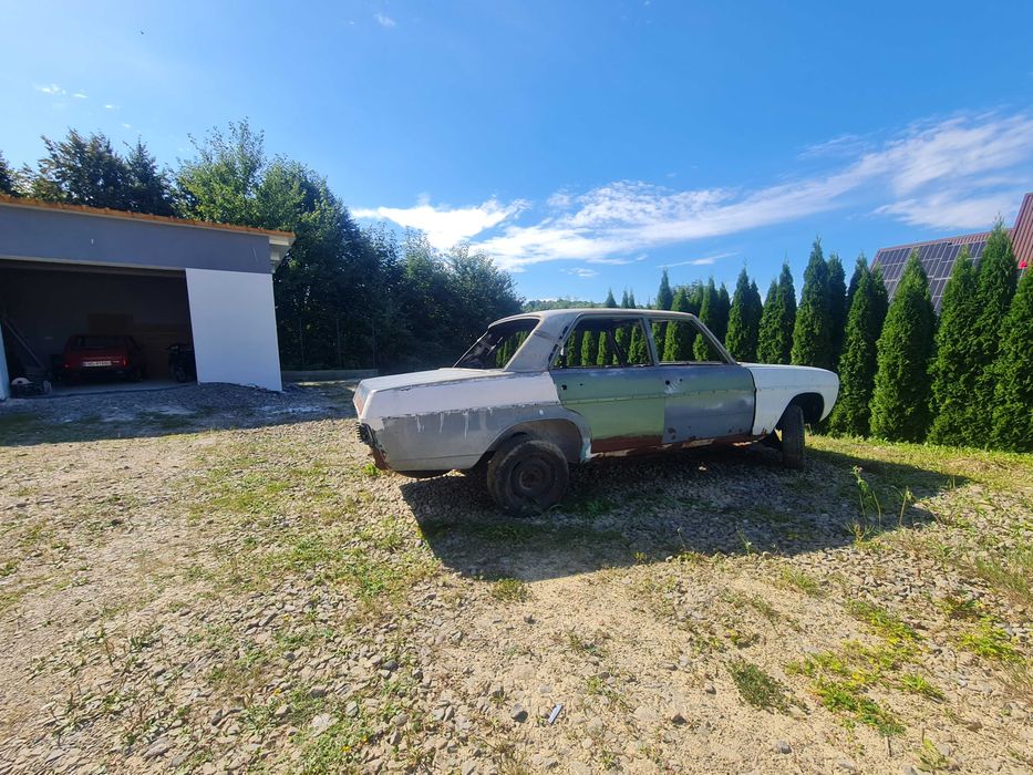 Mercedes w115 2.4 d cały nowy środek  mozliwa zamiana quad, motorówka