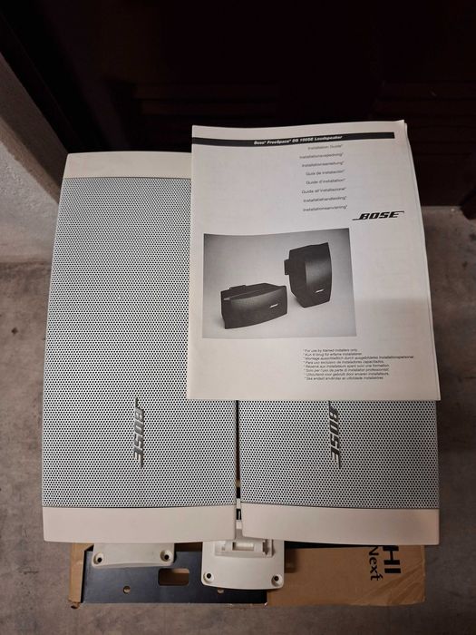 Colunas de áudio BOSE FreeSpace DS 100SE loudspeaker