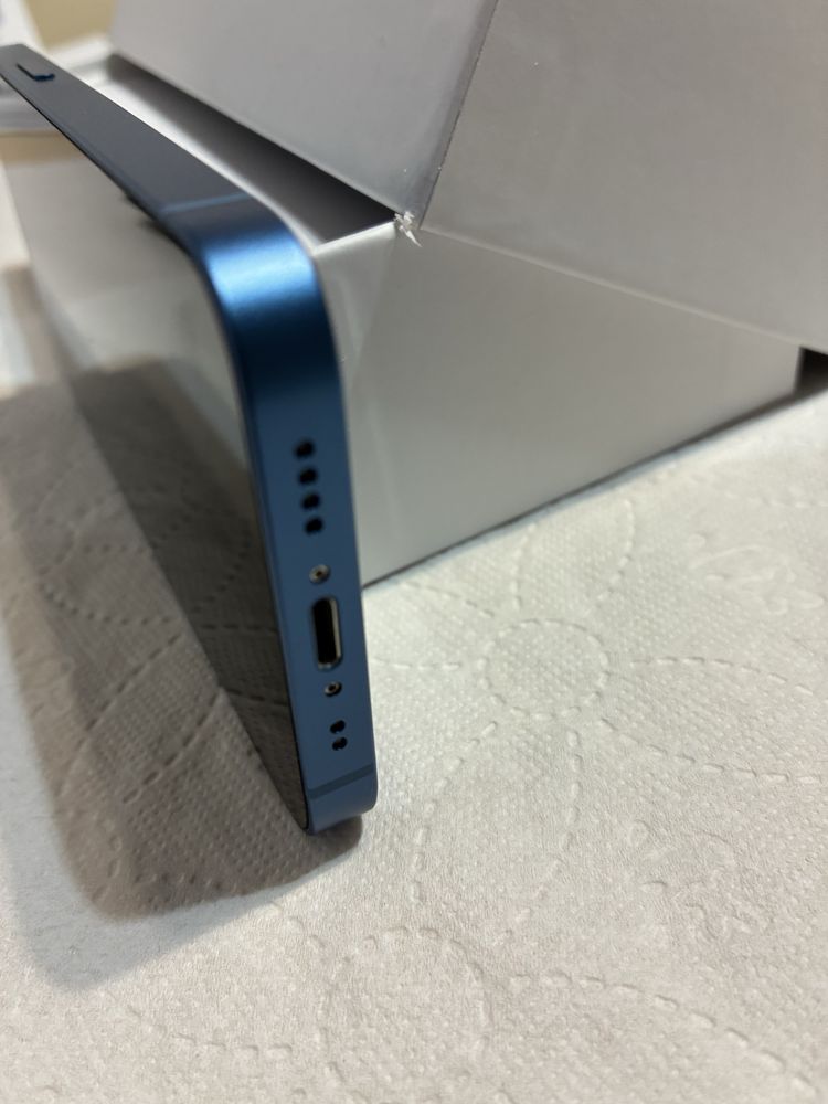 Iphone 13 mini idealny