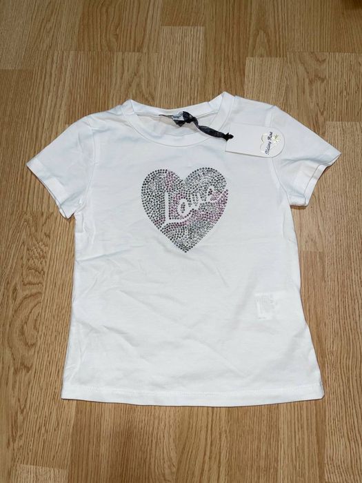 Дитячі речі на дівчинку