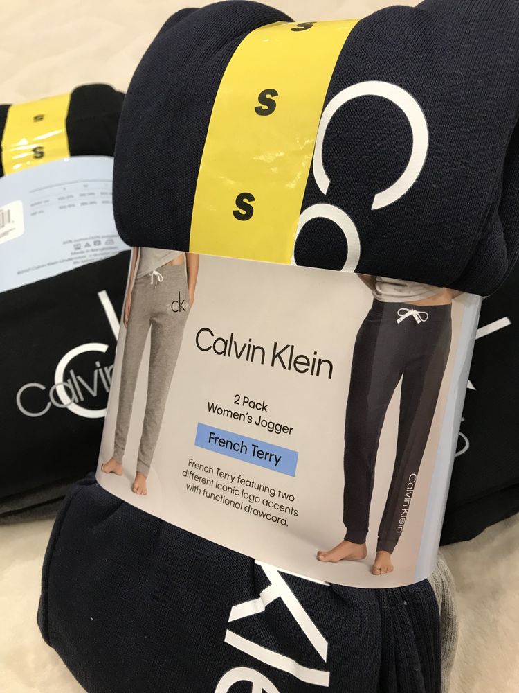 Продам набір спортивних жіночих штанів Calvin Klein