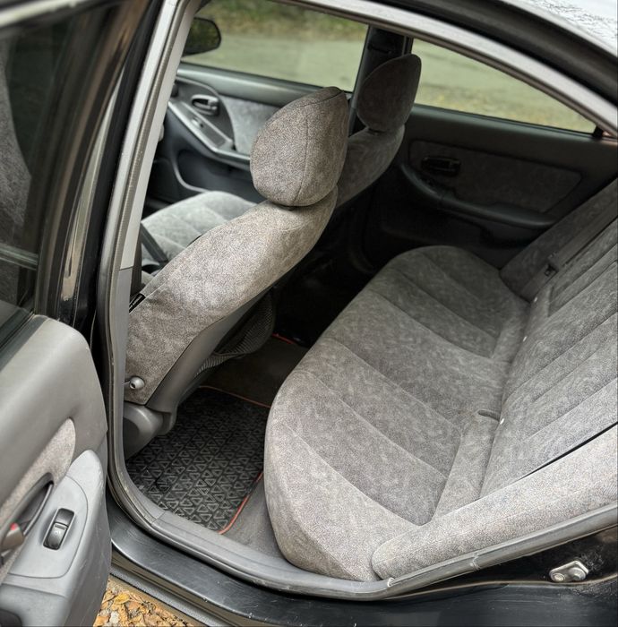 Hyundai Elantra 2001 Газ/бензин 2.0 Автомат