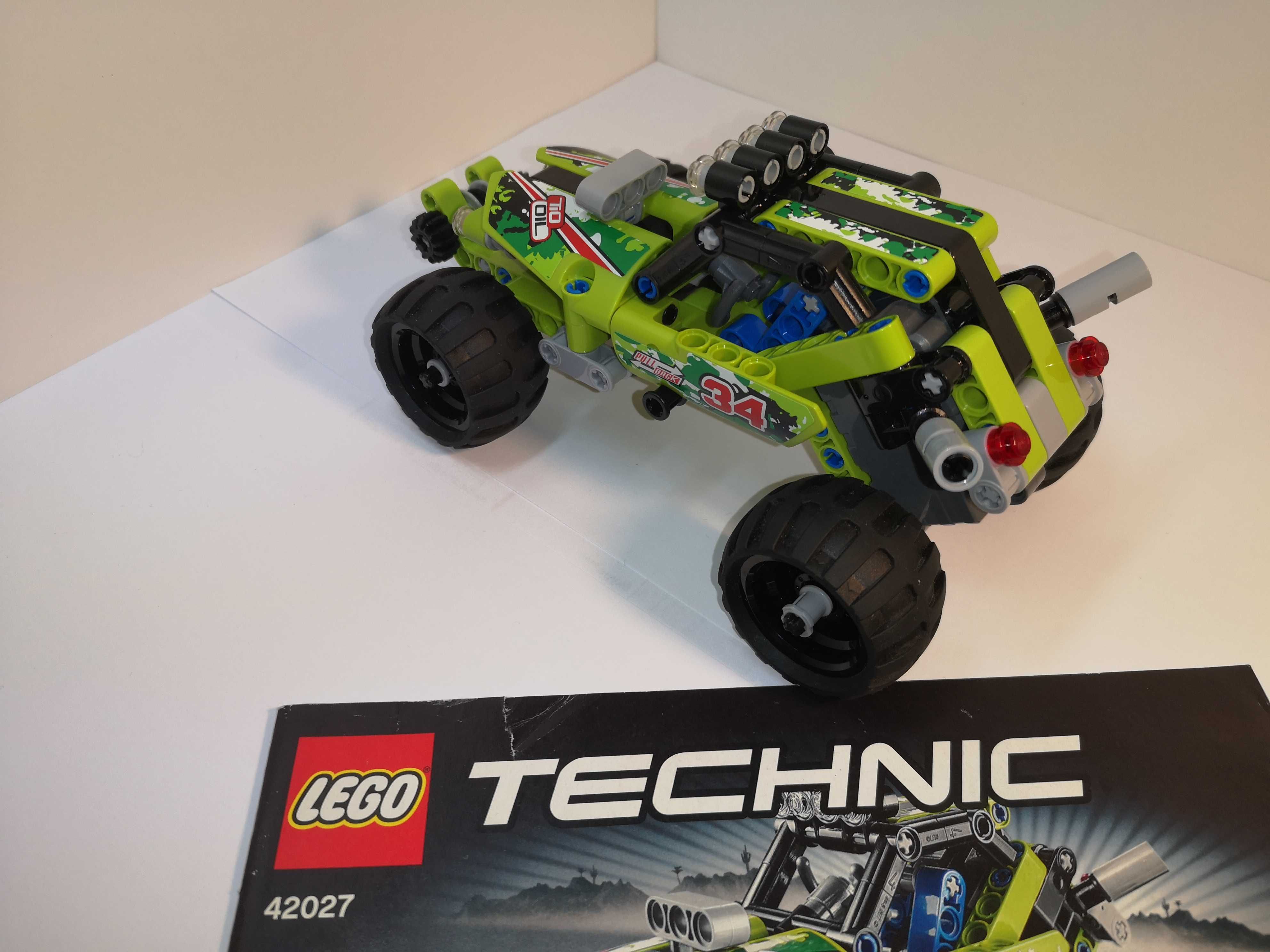 LEGO 42027 Technic Pustynna wyścigówka